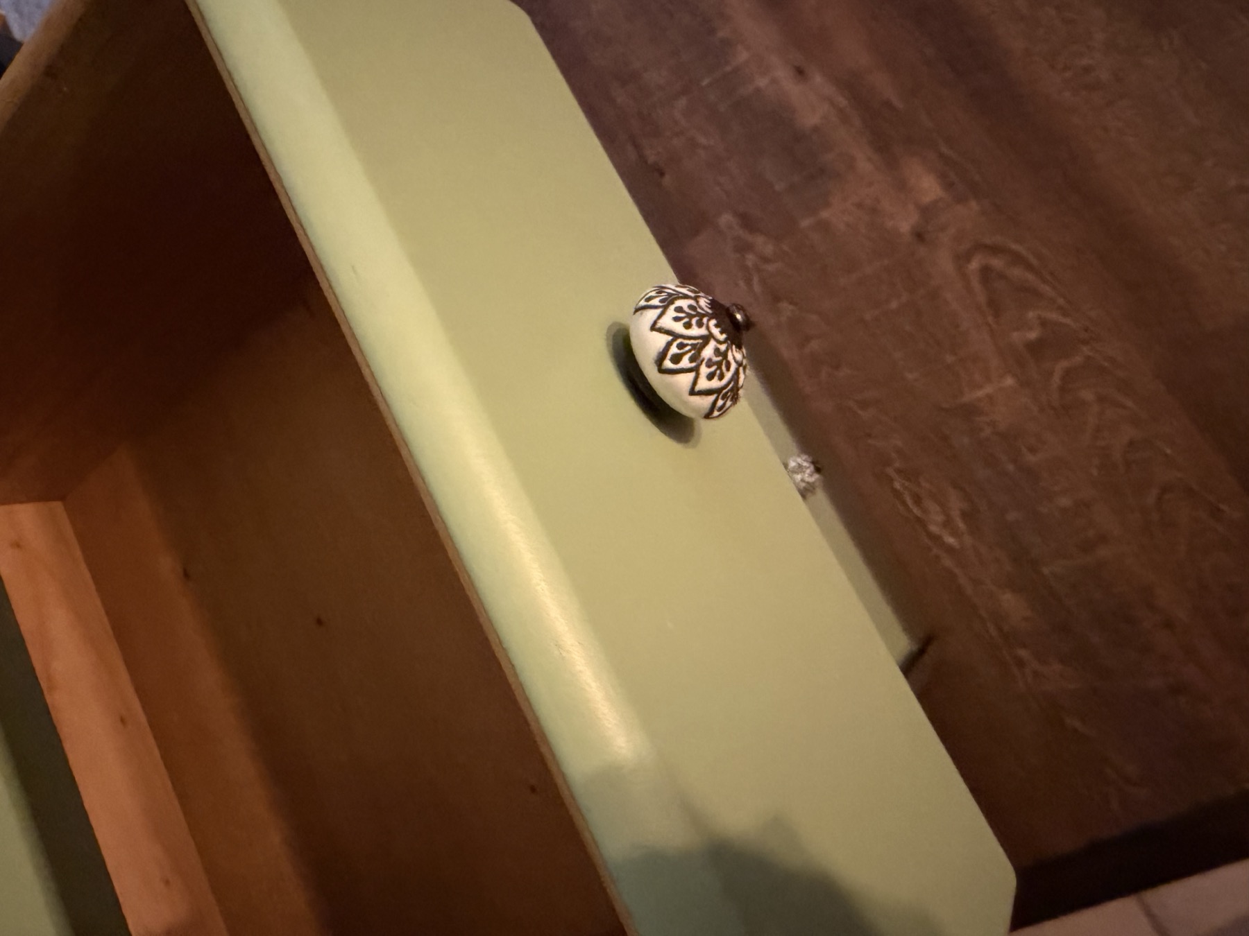 Avocado Dresser photo 9
