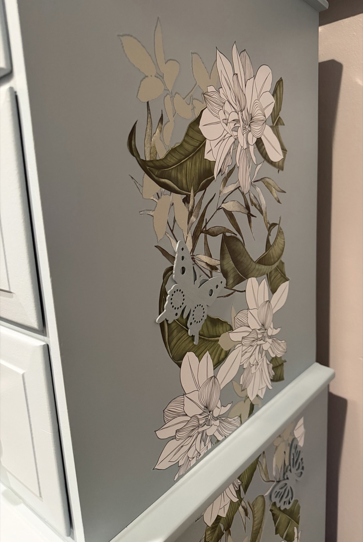 Butterfly Dresser photo 6