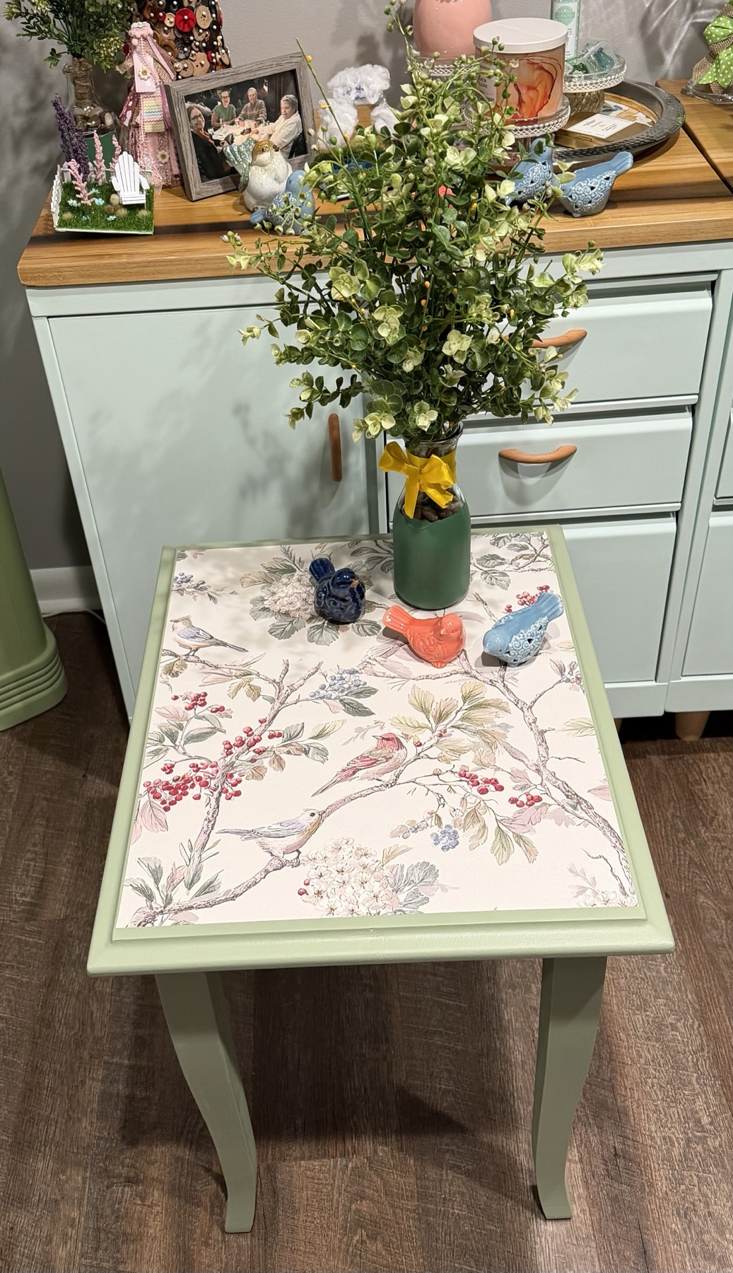 Botanical End Table photo 2
