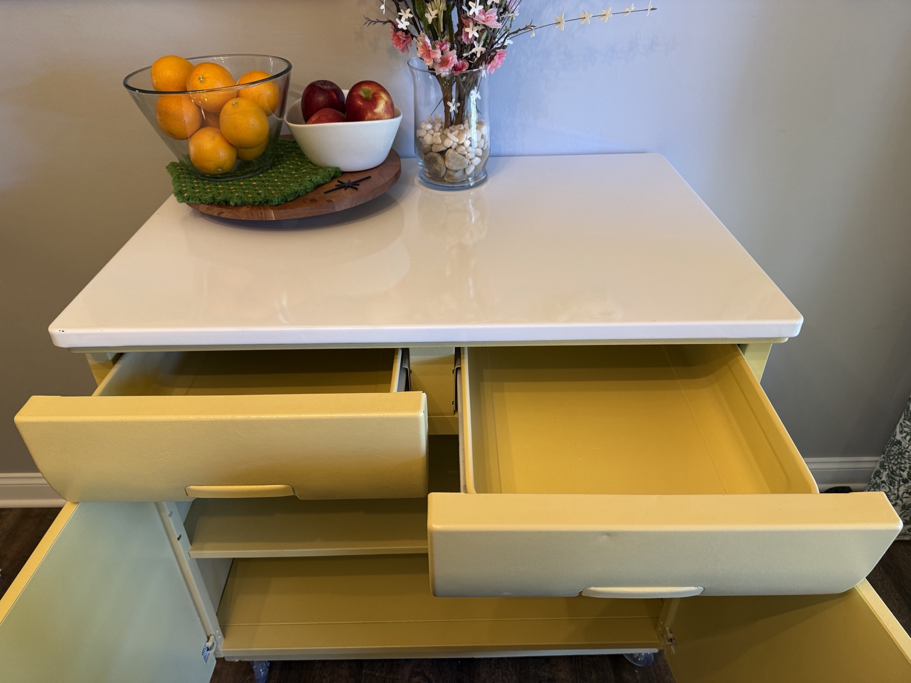 Kitchen Cabinet photo 3